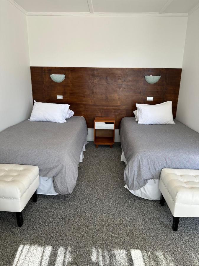 American Hotel ลอสบีลอส ภายนอก รูปภาพ